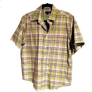 St. John's Bay short sleeve green/tan plaid shirt. Men's medium.